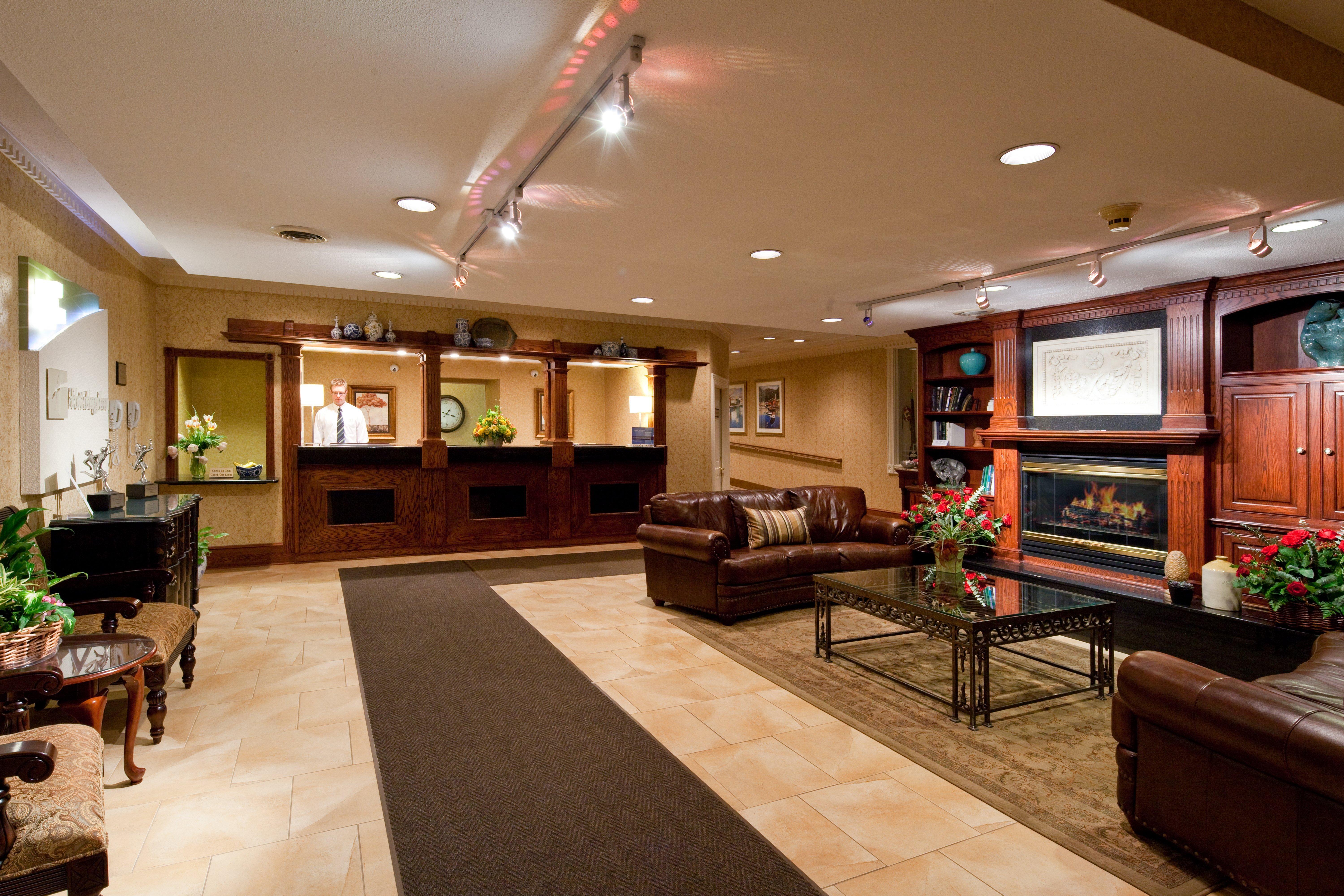 Holiday Inn Cleveland-Mayfield By Ihg Eksteriør billede