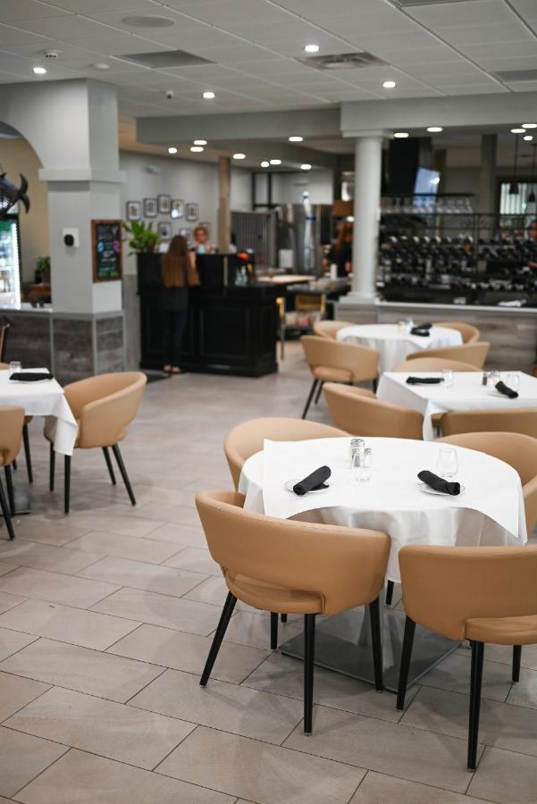 Holiday Inn Cleveland-Mayfield By Ihg Eksteriør billede