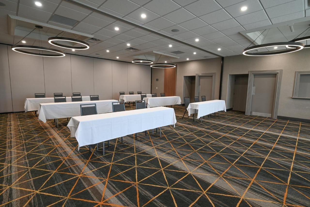 Holiday Inn Cleveland-Mayfield By Ihg Eksteriør billede