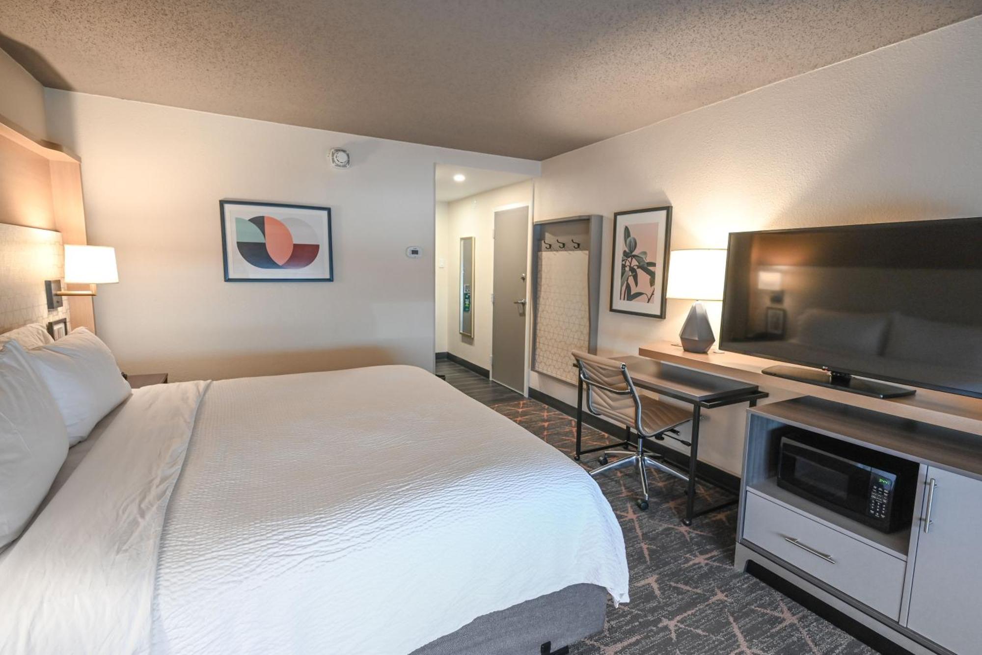Holiday Inn Cleveland-Mayfield By Ihg Eksteriør billede
