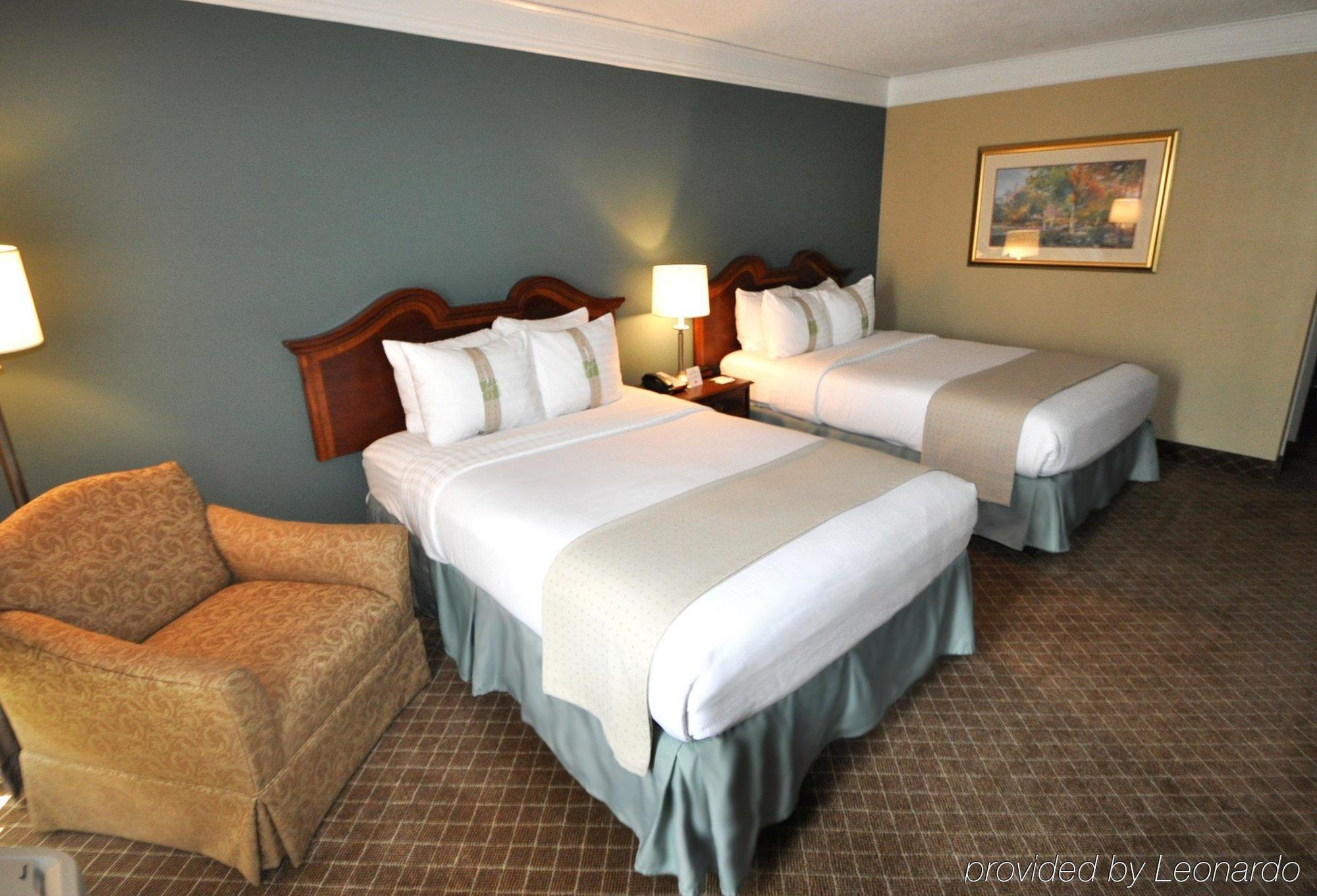 Holiday Inn Cleveland-Mayfield By Ihg Eksteriør billede